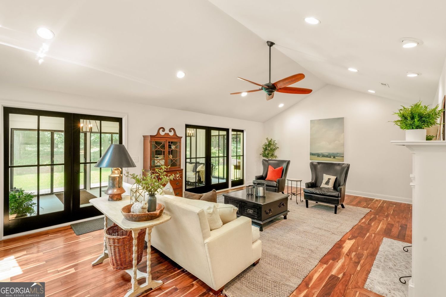 5680 Lake Forrest Drive Sandy Springs - Photo 7