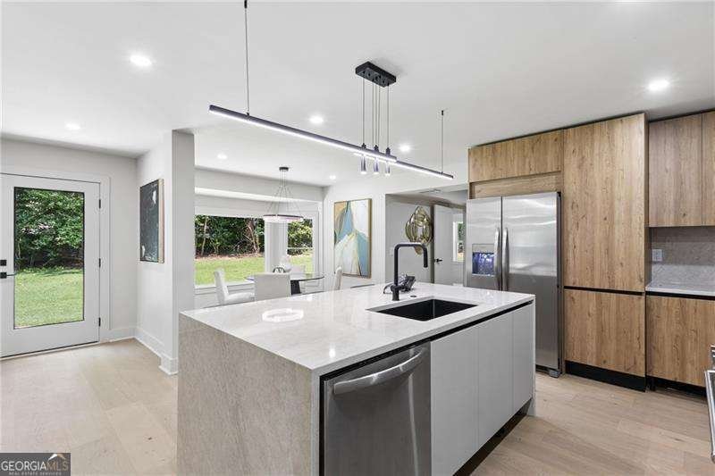 5030 Nesbit Ferry Lane Sandy Springs - Photo 10