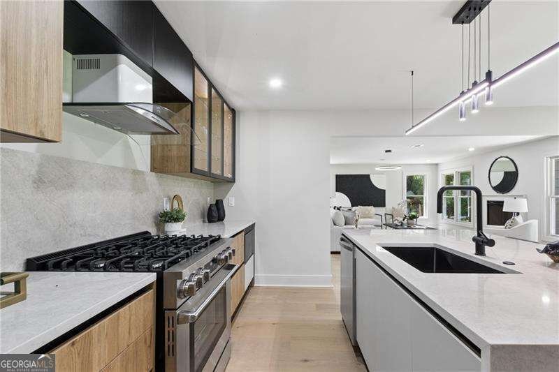 5030 Nesbit Ferry Lane Sandy Springs - Photo 8