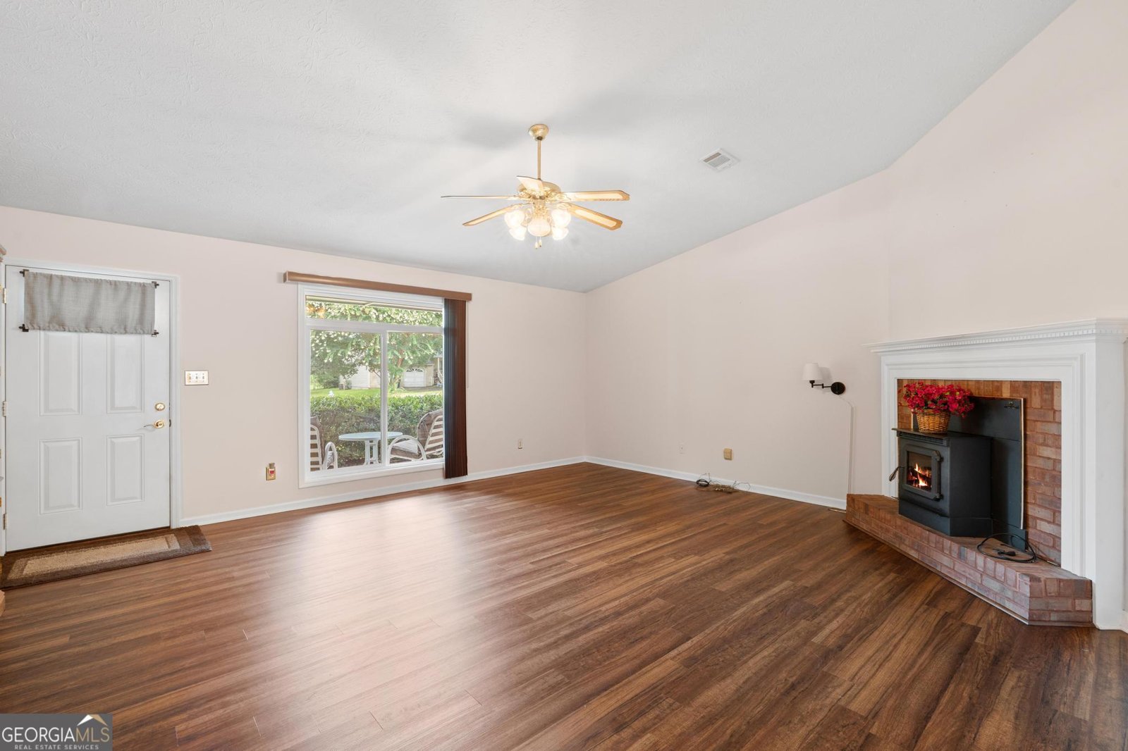 302 Iron Horse Way Stockbridge - Photo 10