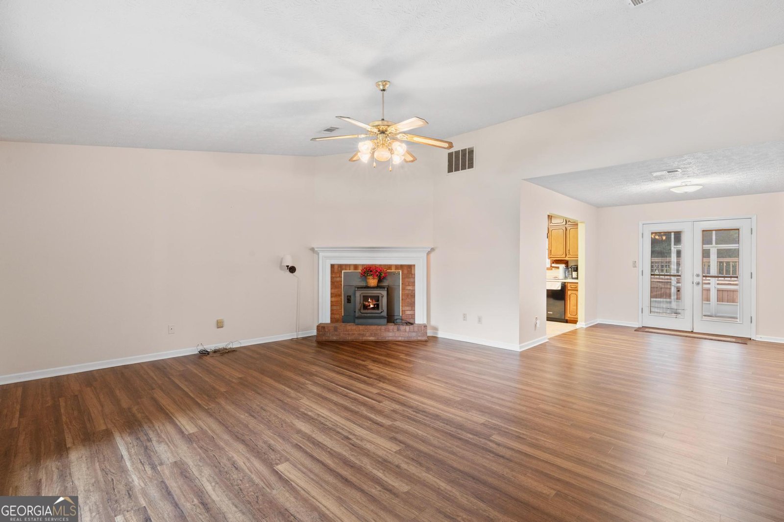 302 Iron Horse Way Stockbridge - Photo 7