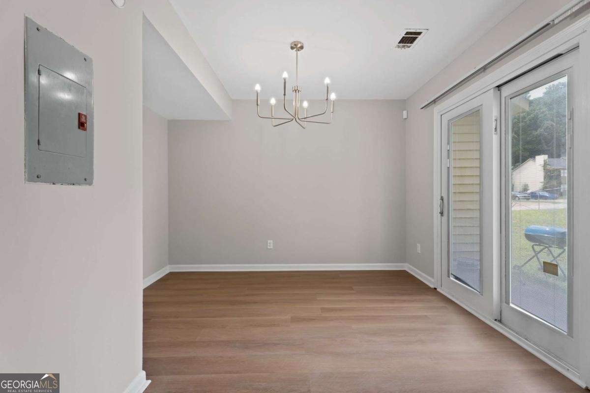 909 Silverwoods Drive Atlanta - Photo 13