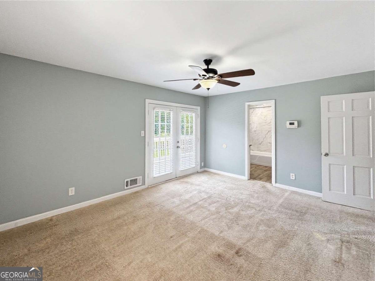 1665 Loch Lomond Trail Atlanta - Photo 12