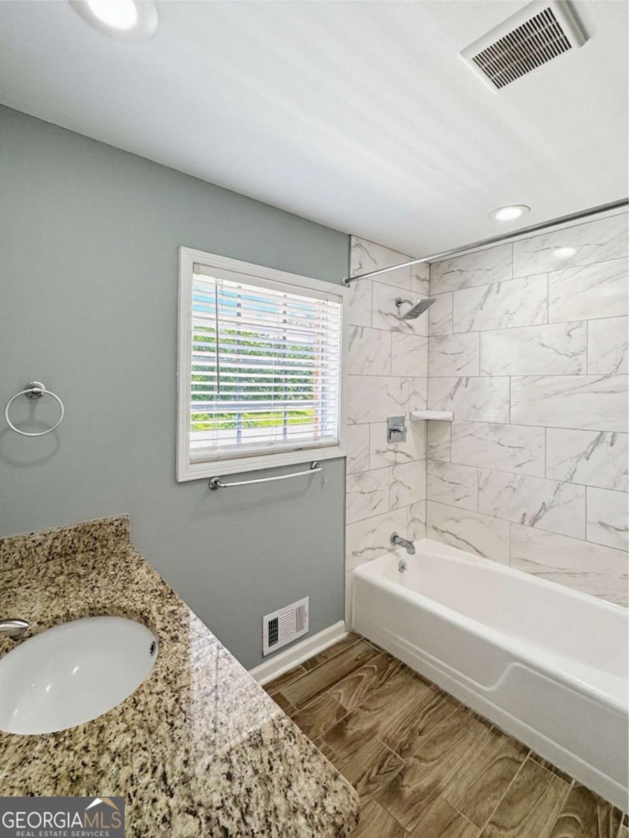 1665 Loch Lomond Trail Atlanta - Photo 13