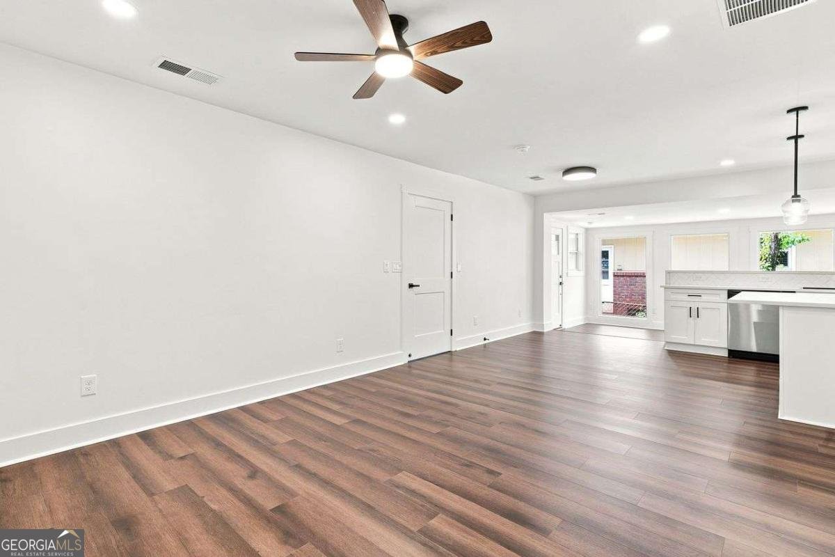 2891 Lakemont Place Marietta - Photo 11