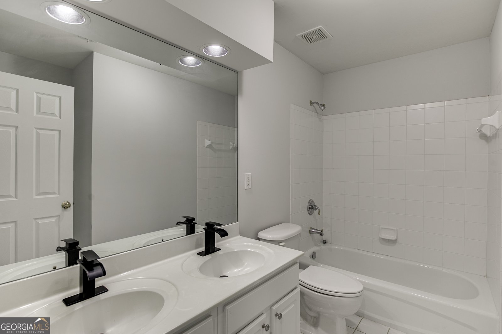 1620 Alvecote Court Cumming - Photo 28