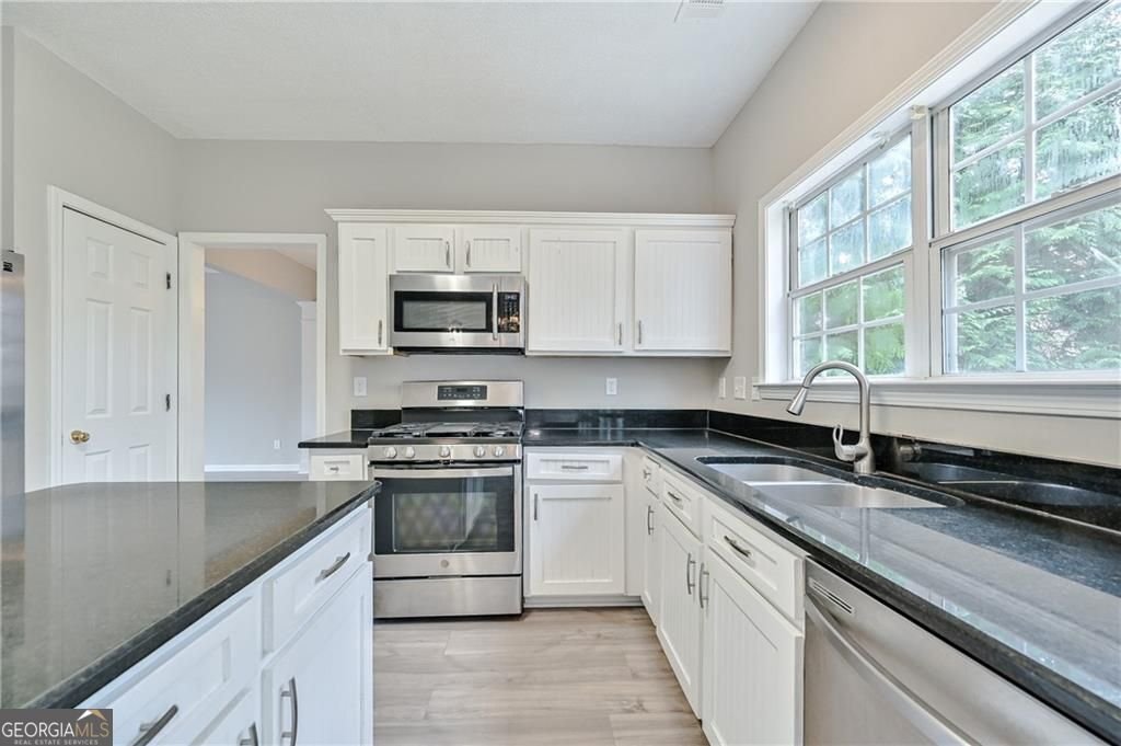 145 Sessingham Lane Johns Creek - Photo 19