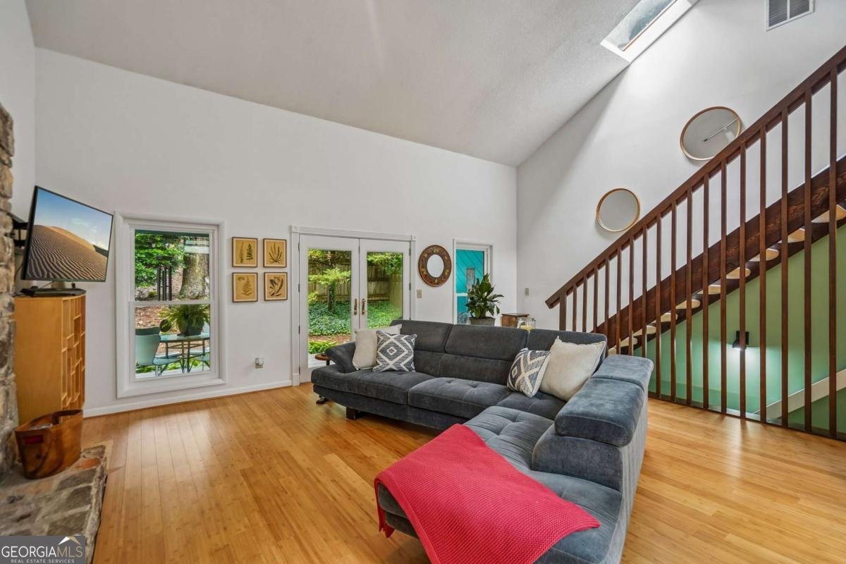 3777 Southgate Drive Lilburn - Photo 6