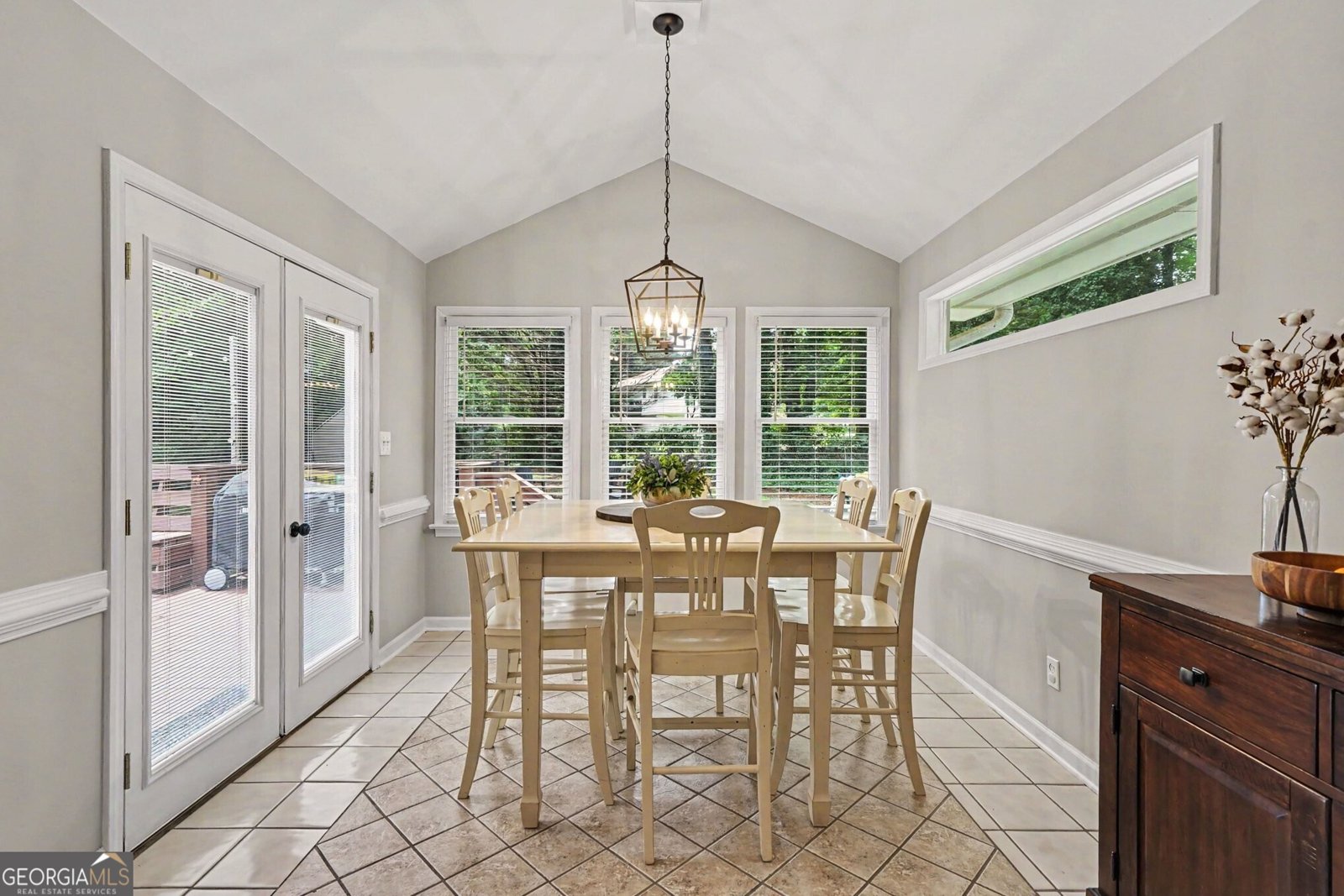 464 Horseshoe Circle Lilburn - Photo 16