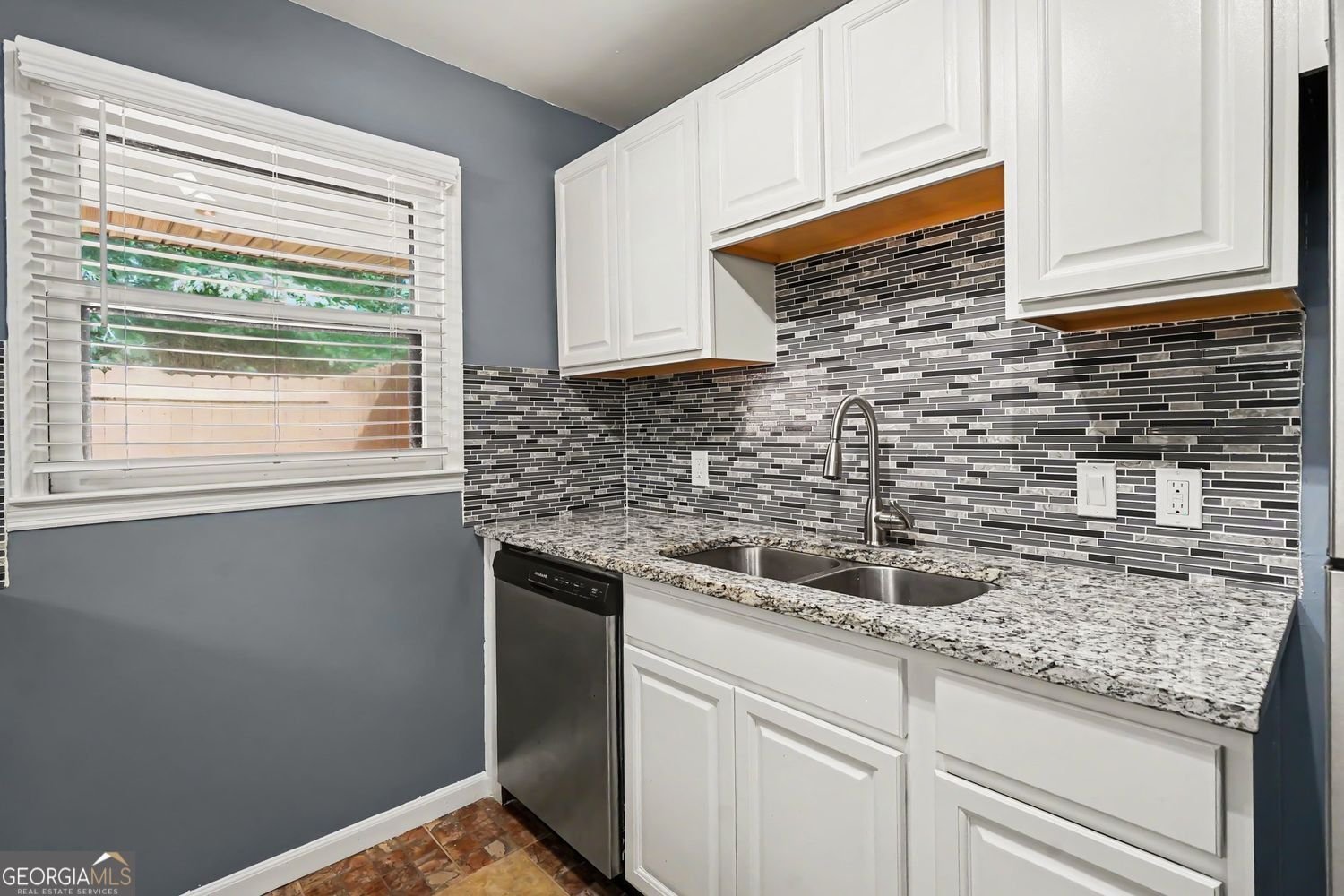 722 Longleaf Drive Lawrenceville - Photo 8