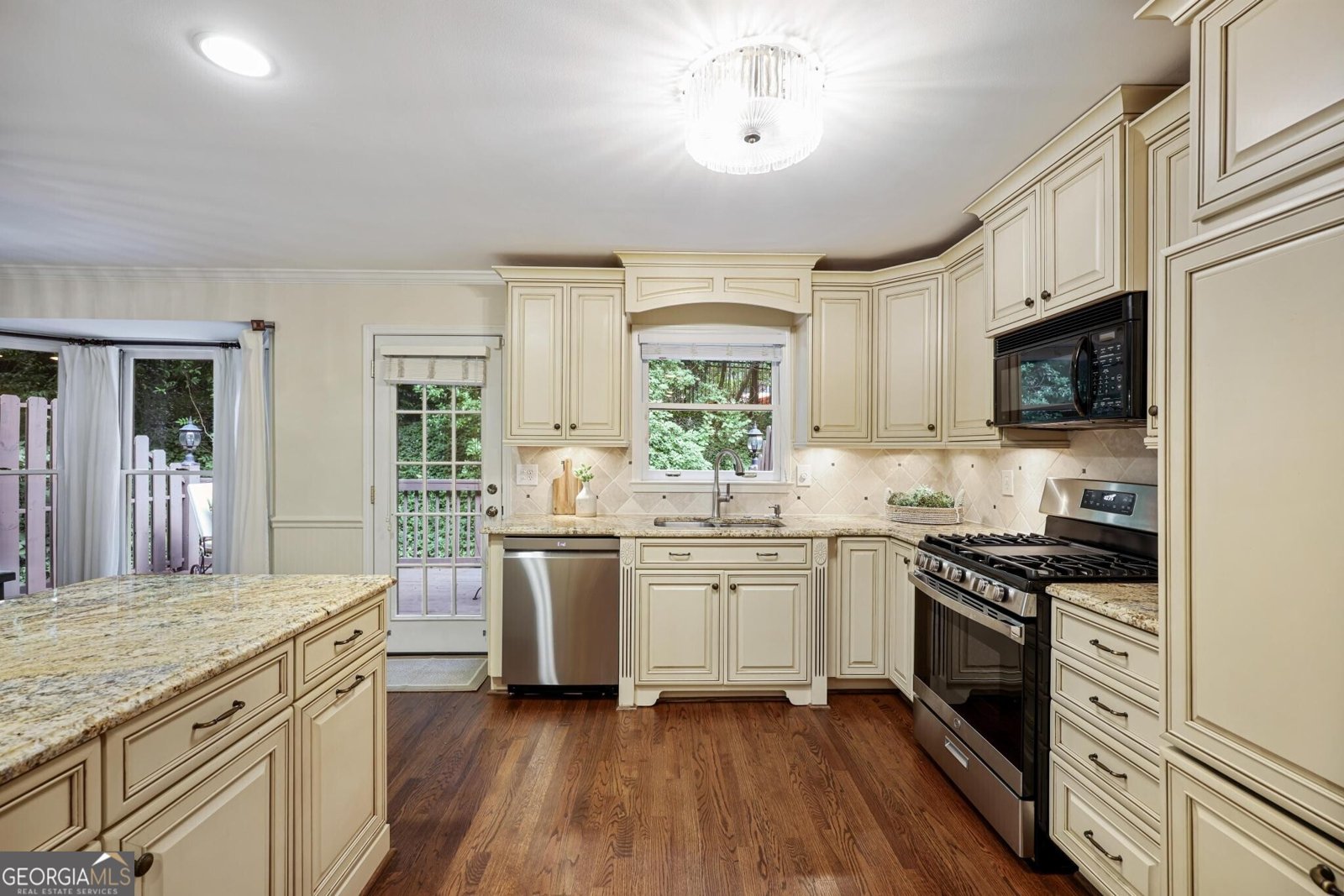 2201 Defoors Mill Drive Atlanta - Photo 12