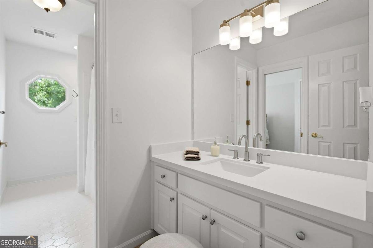 2045 Southers Circle Suwanee - Photo 24