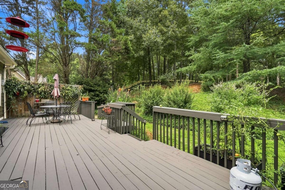 2045 Southers Circle Suwanee - Photo 32