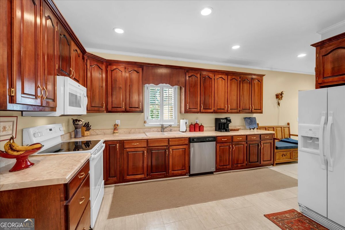 222 Newton Drive Forsyth - Photo 42