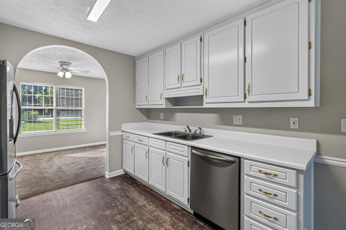1672 Walters Park Ct Loganville - Photo 10