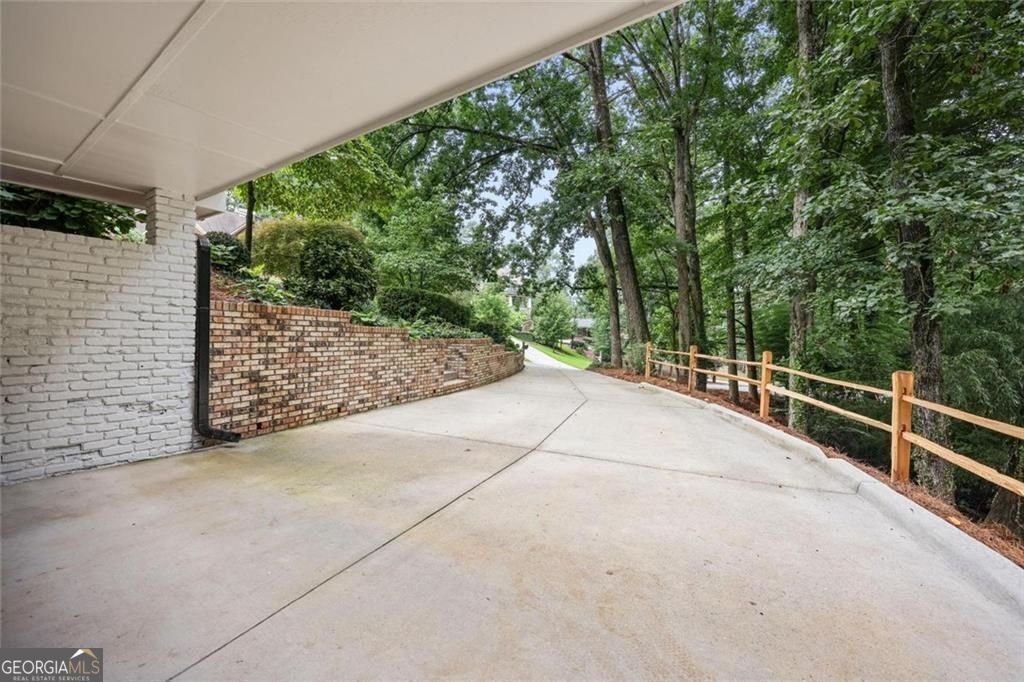 110 Bonnie Lane Sandy Springs - Photo 37