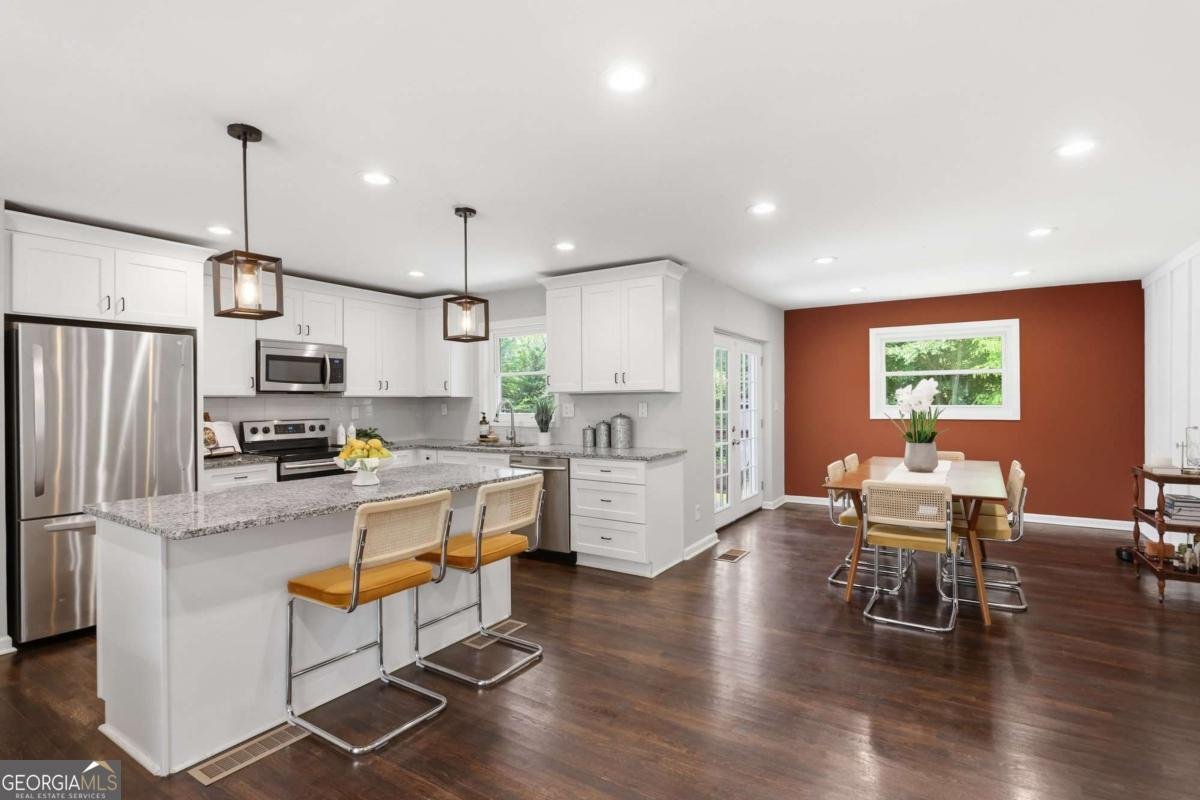 2182 Galway Lane Decatur - Photo 10