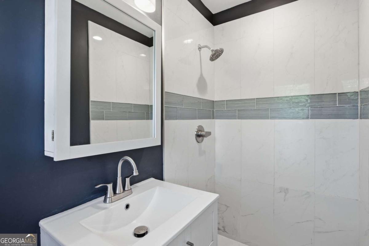 2182 Galway Lane Decatur - Photo 18
