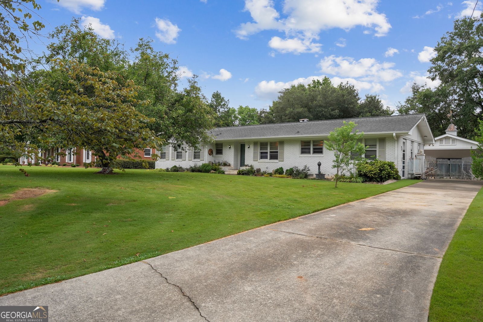 6180 Linwood Drive Covington - main photo