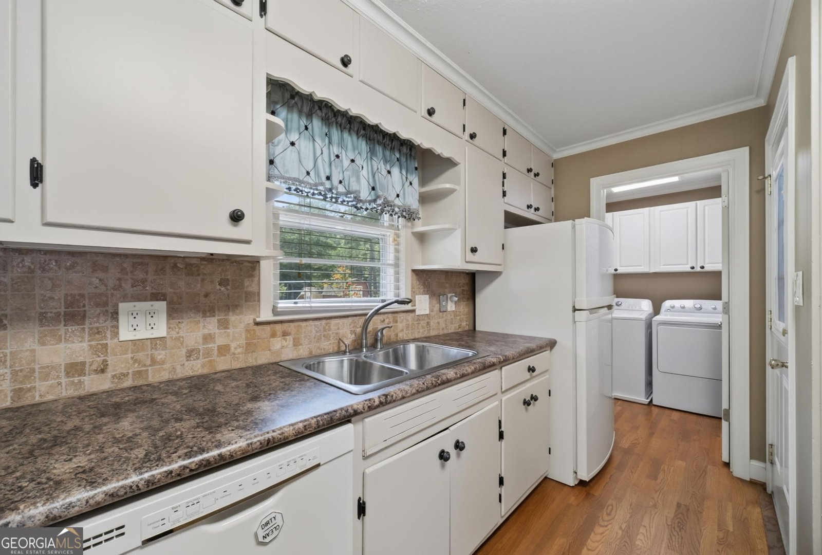 2303 Rockbridge Road Stone Mountain - Photo 9