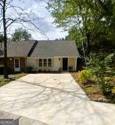 1469 Westwood Court Marietta - main photo