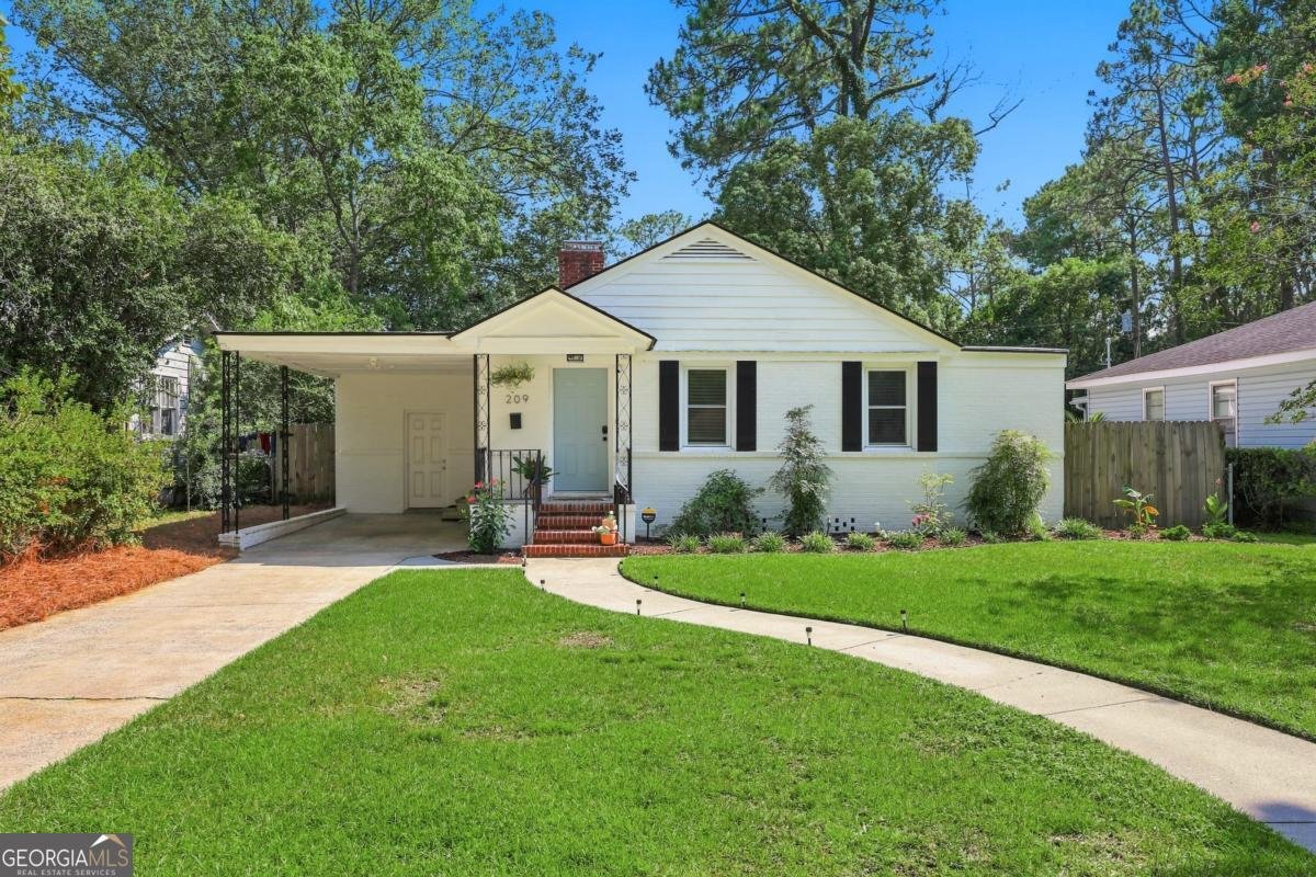 209 65th Street Savannah - main photo