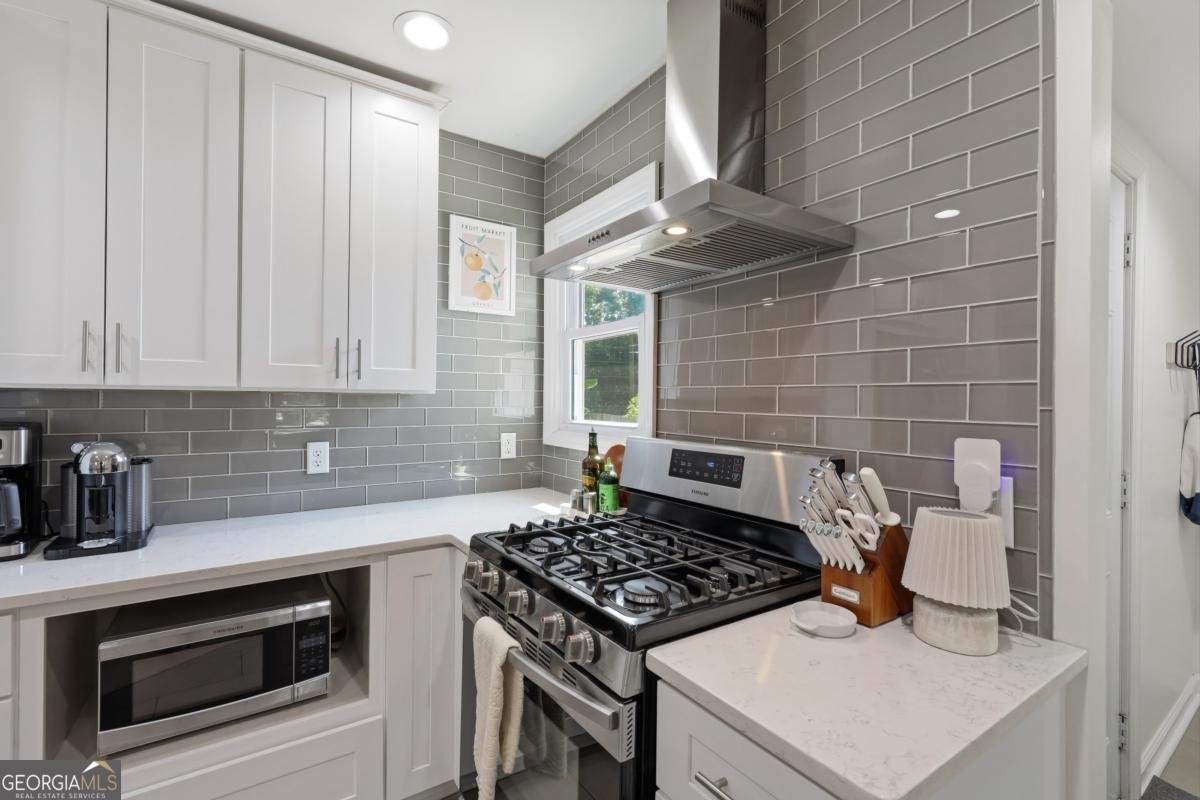 209 65th Street Savannah - Photo 13