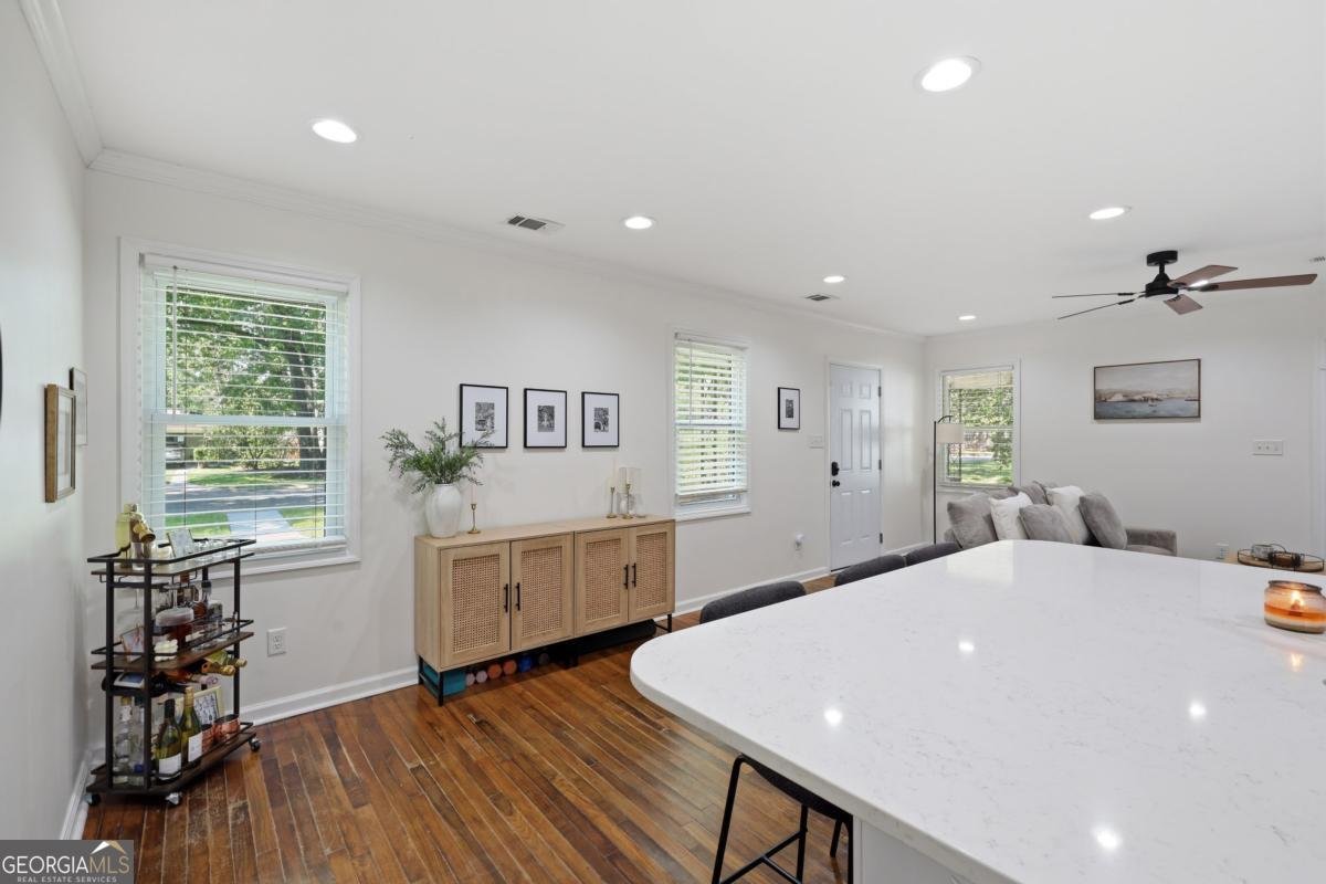 209 65th Street Savannah - Photo 17