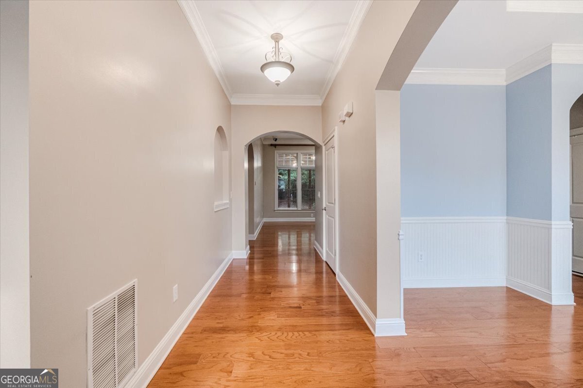 1067 Creekwood Circle Madison - Photo 10
