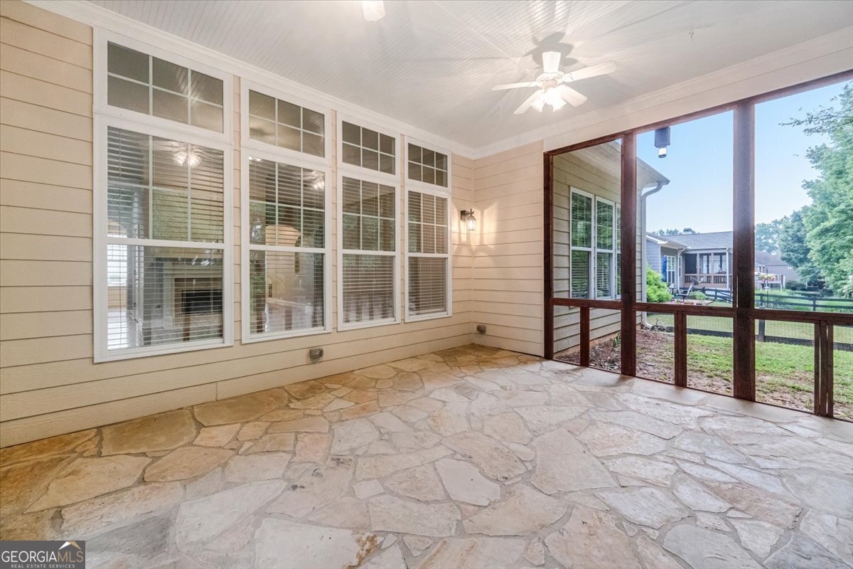 1067 Creekwood Circle Madison - Photo 32