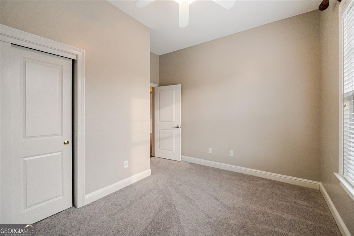1067 Creekwood Circle Madison - Photo 7