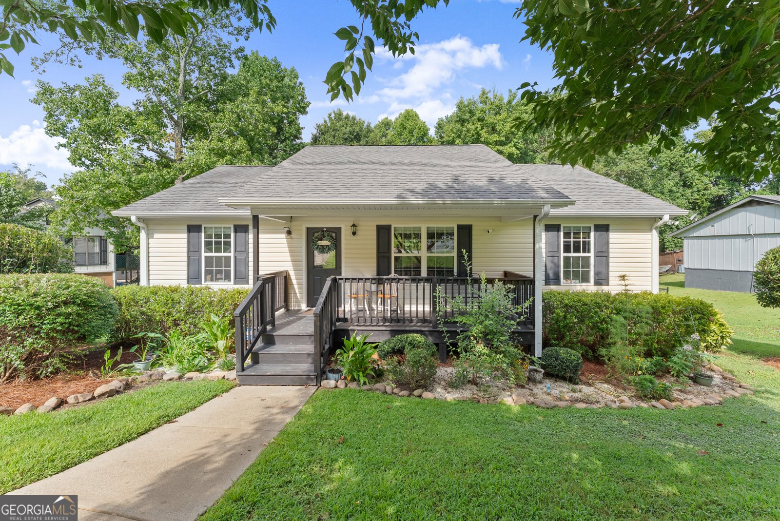 1738 Lanier Springs Drive Gainesville - main photo