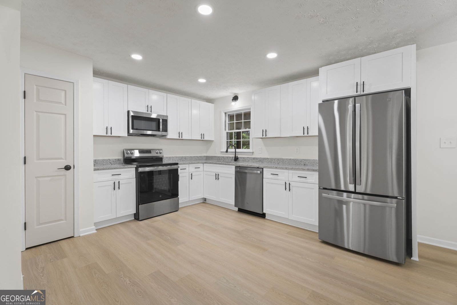 2107 Windsor Drive Snellville - Photo 14