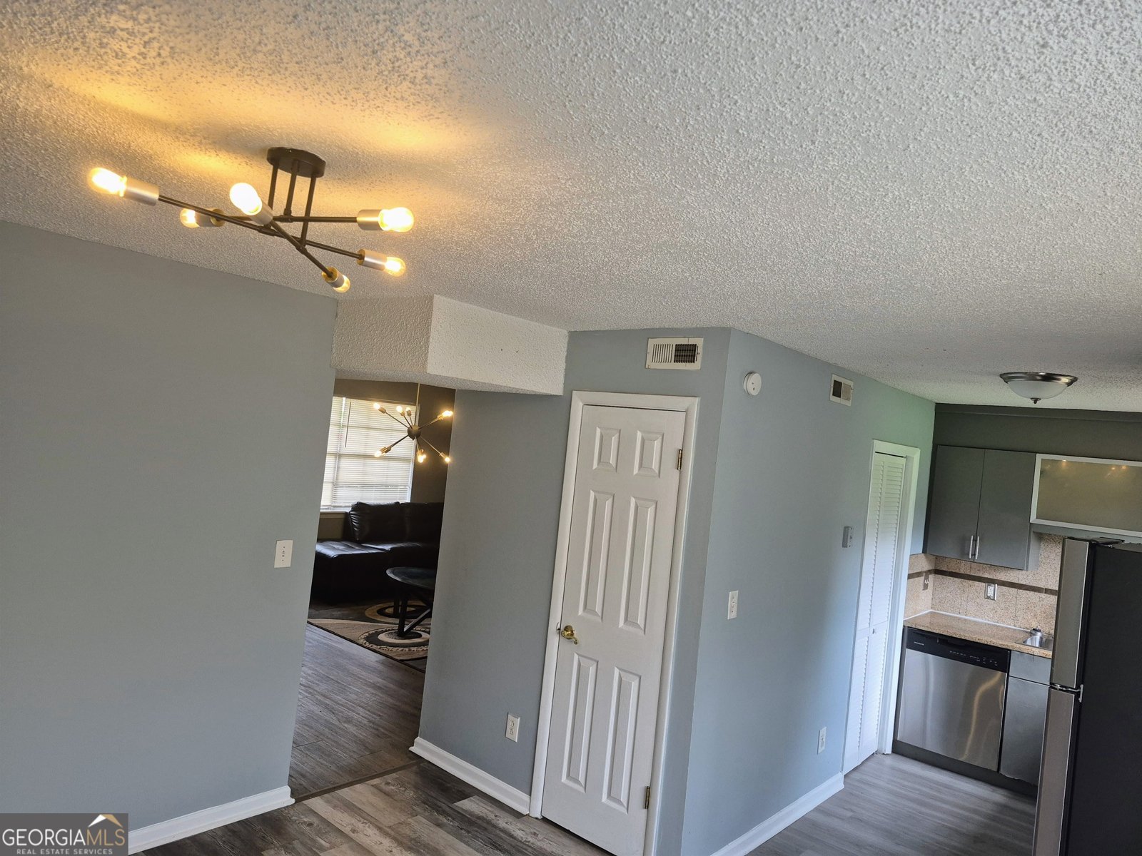 4701 Flat Shoals Road Union City - Photo 6