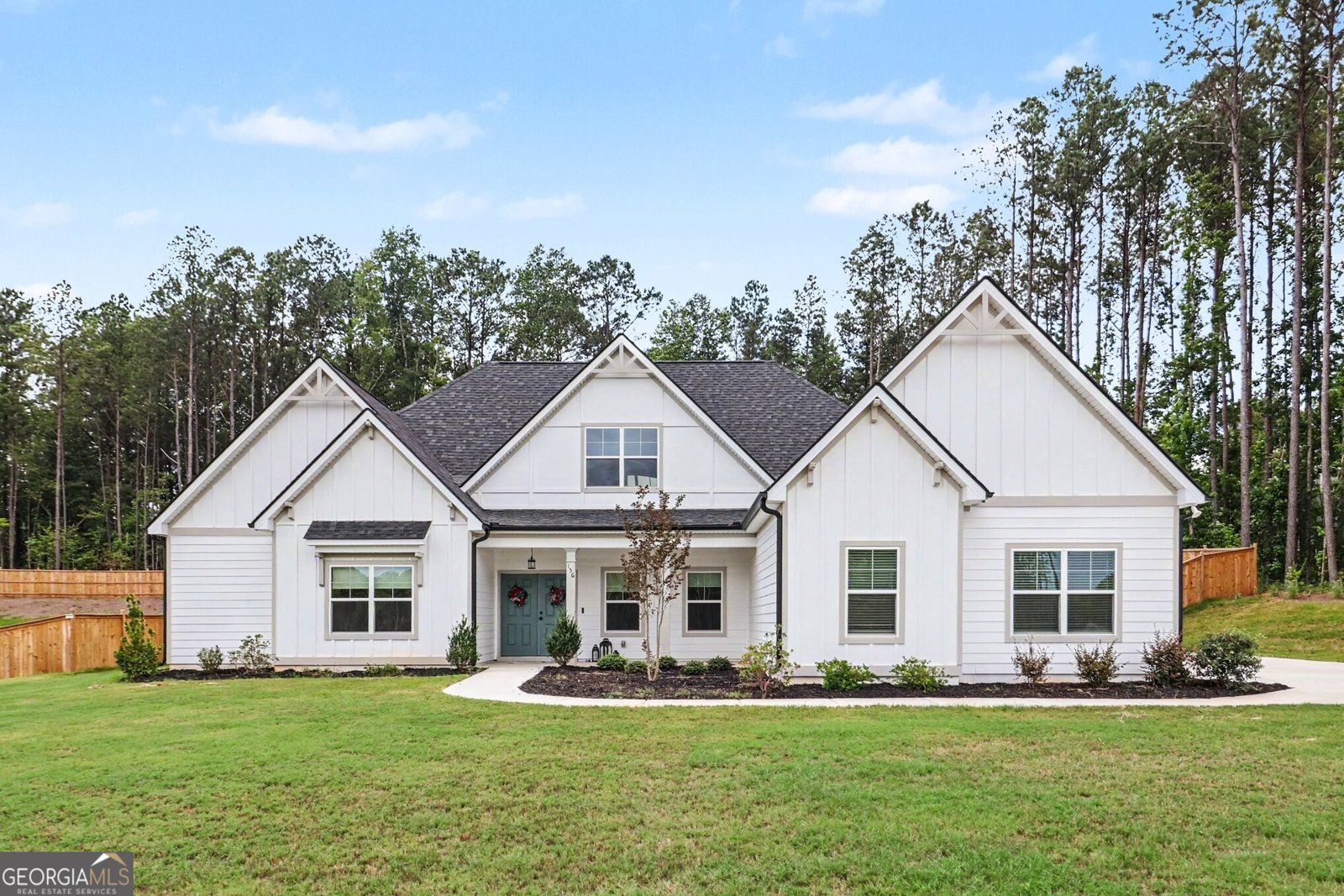 156 Belle Hall Drive Newnan - main photo