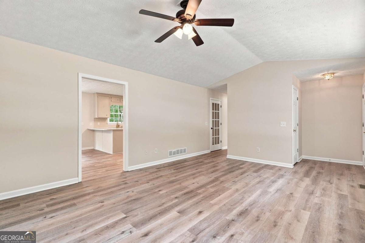 1208 Acorn Lane Woodstock - Photo 9