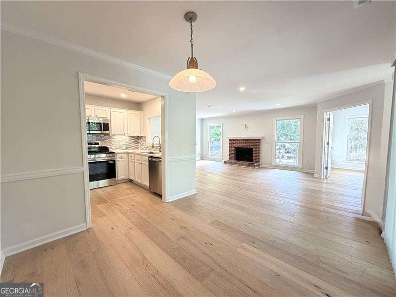 211 Abingdon Way Sandy Springs - Photo 25