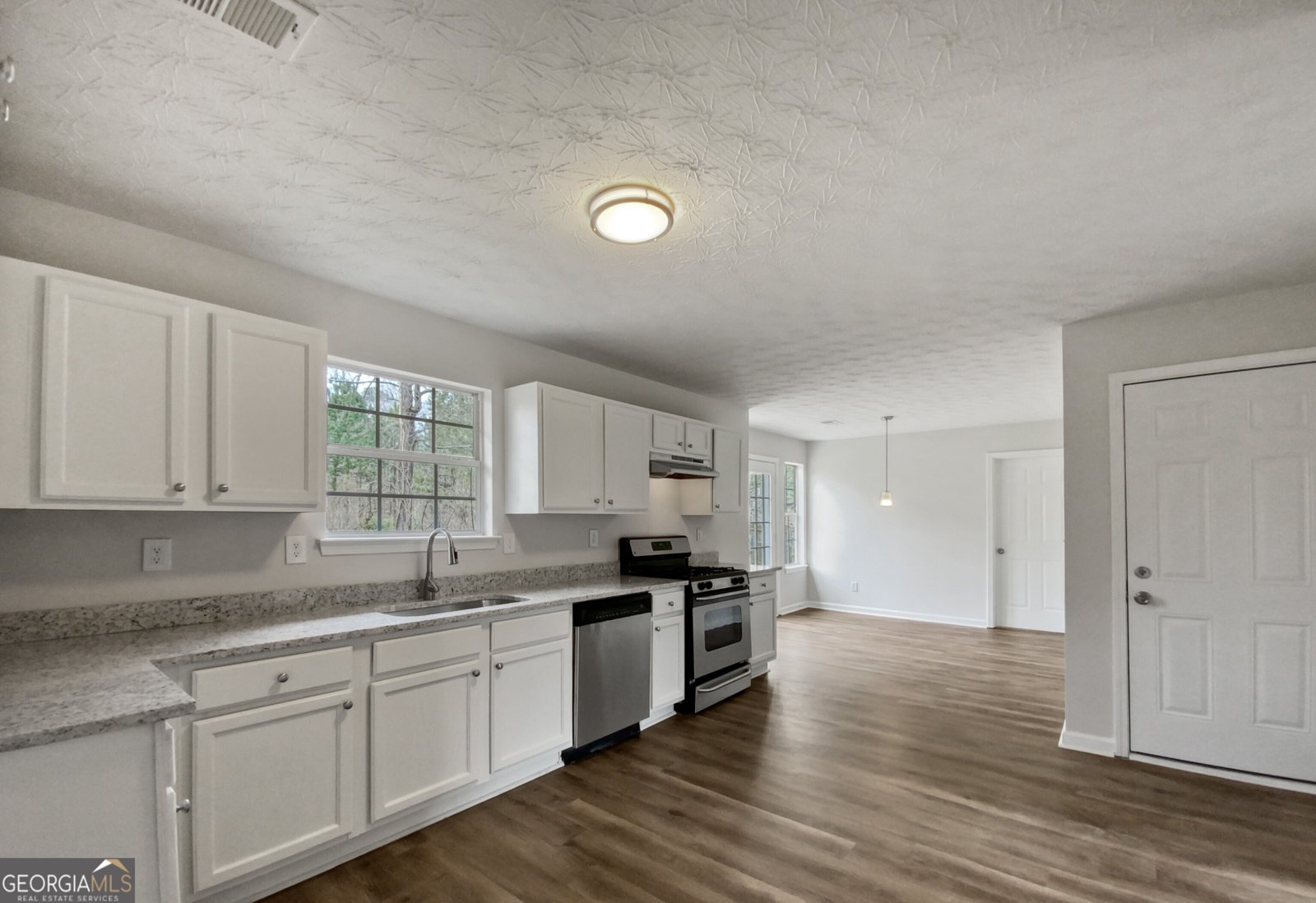 140 Barrington Parkway Stockbridge - Photo 7