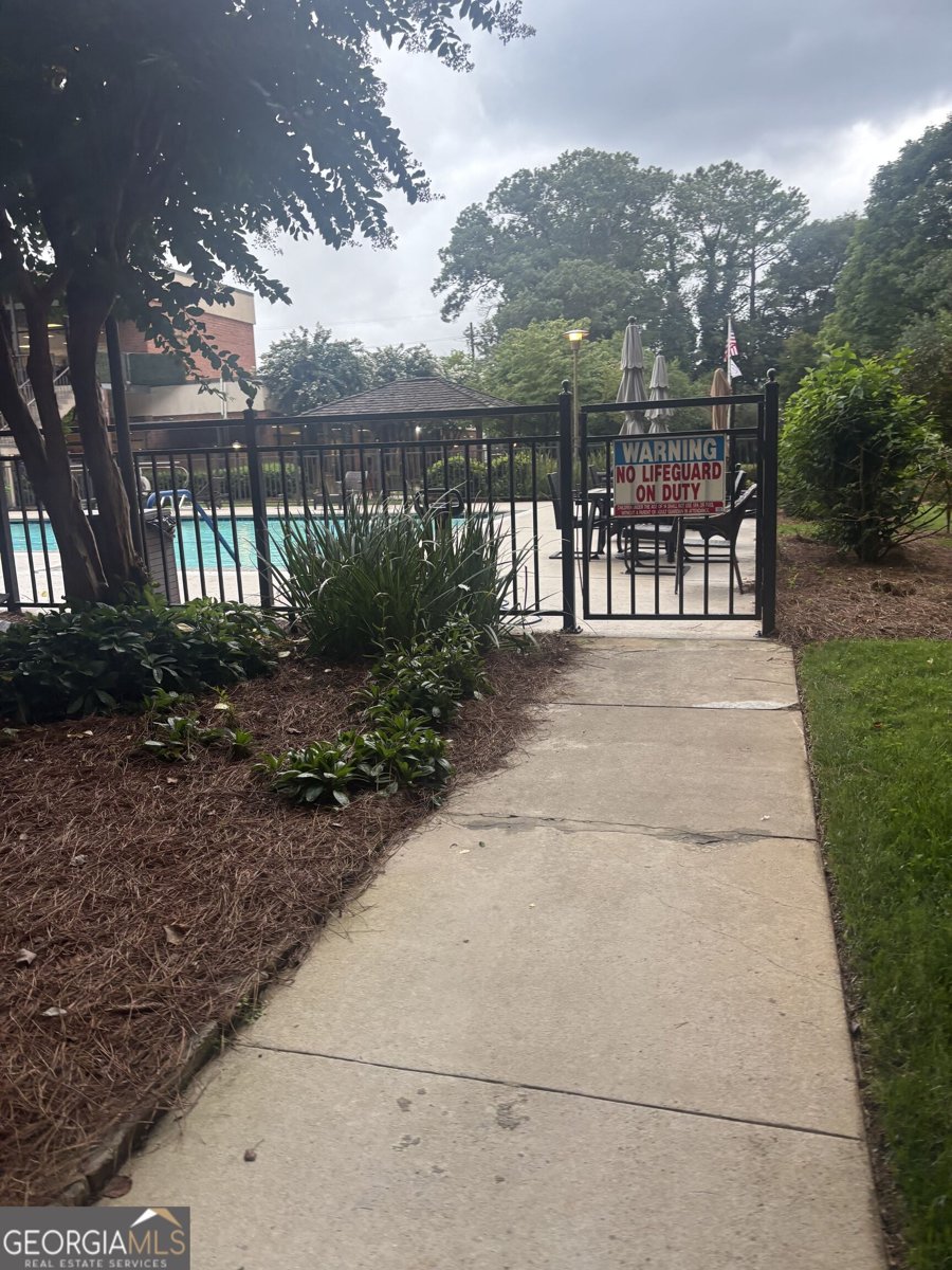 300 Johnson Ferry Road Sandy Springs - Photo 12