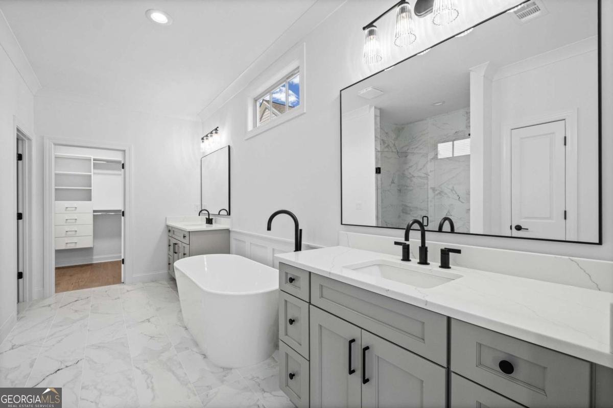 708 Woodlake Court Canton - Photo 15