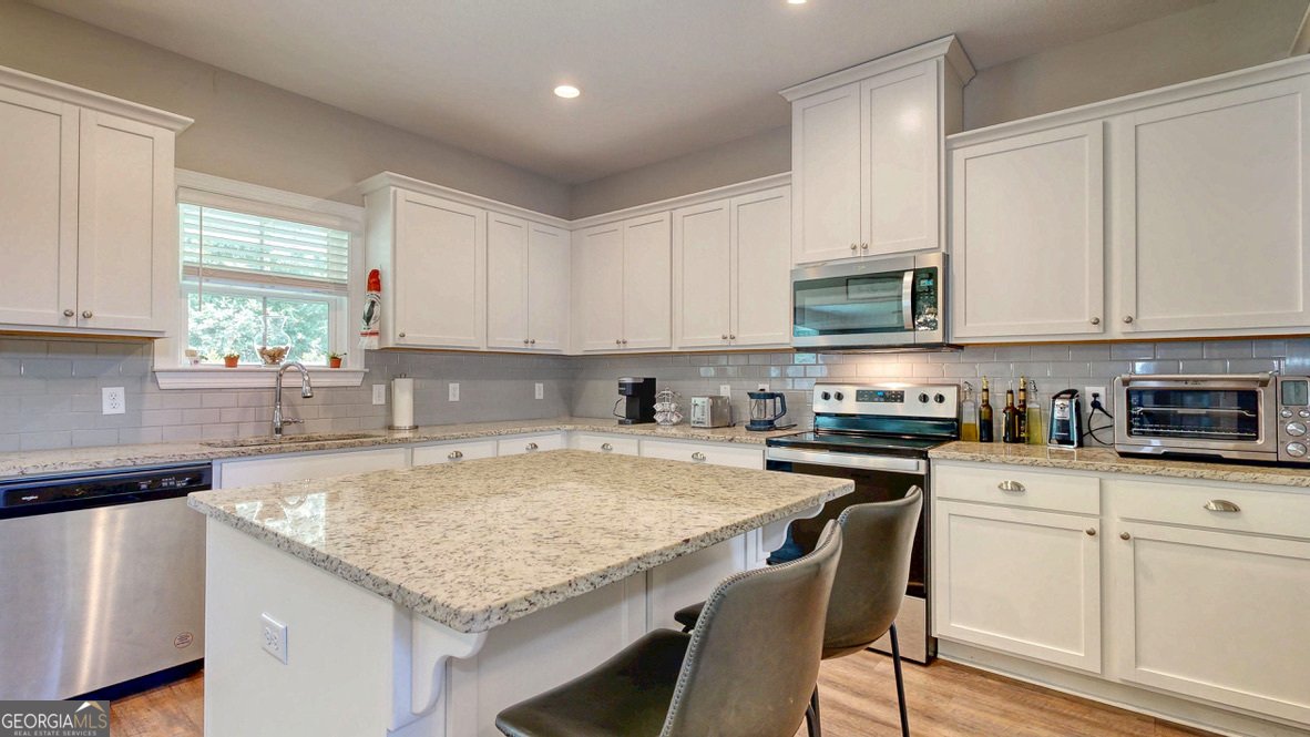 126 SamsDrive Guyton - Photo 16