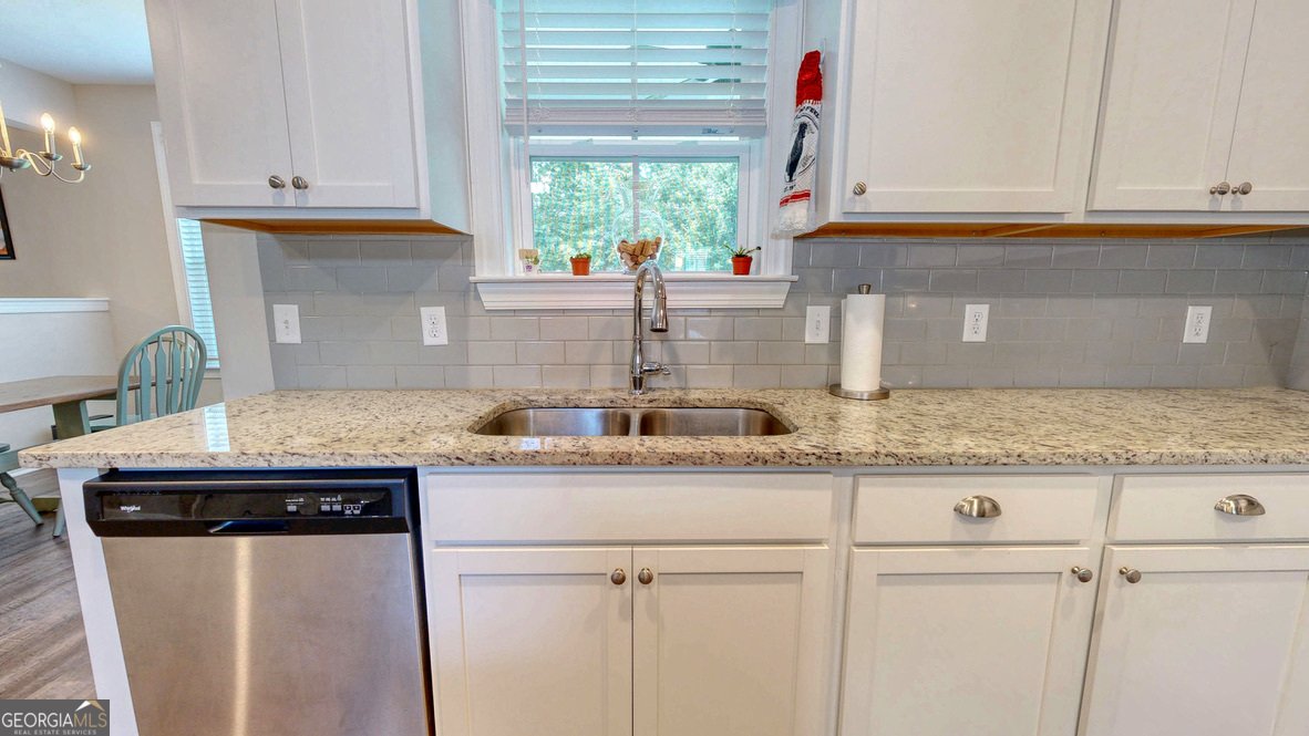 126 SamsDrive Guyton - Photo 9