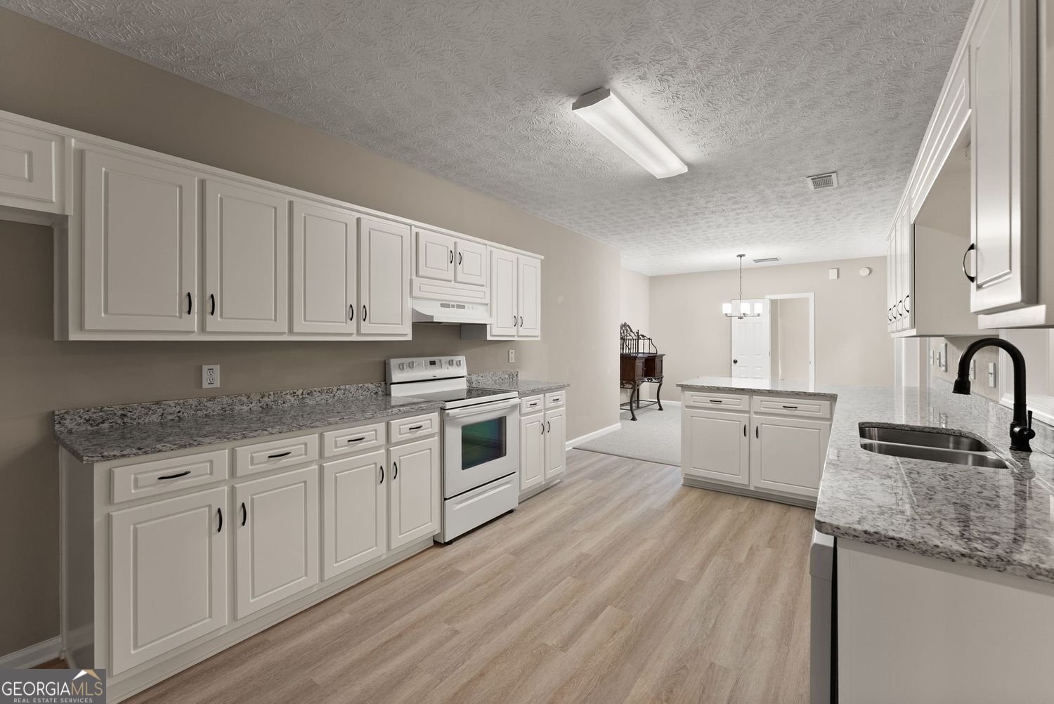 1194 Foster Road Statham - Photo 30