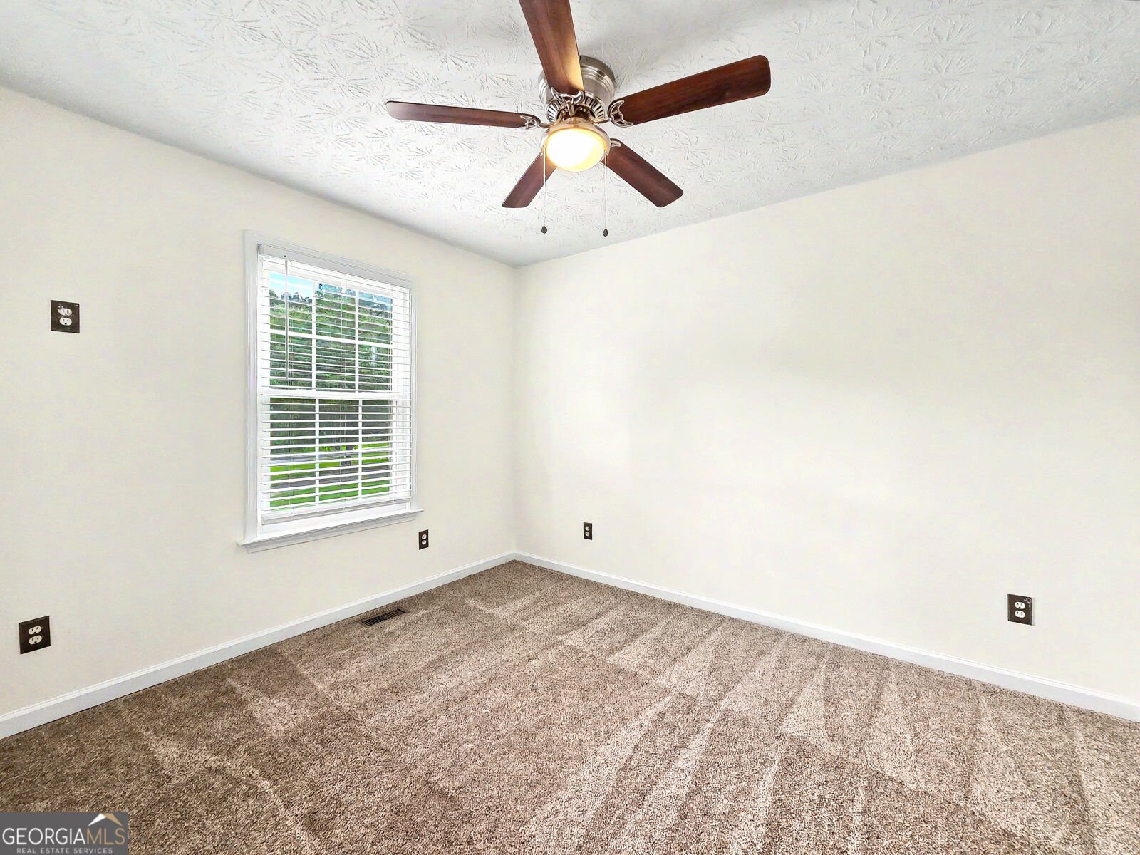 109 Caroline Lane Dallas - Photo 18