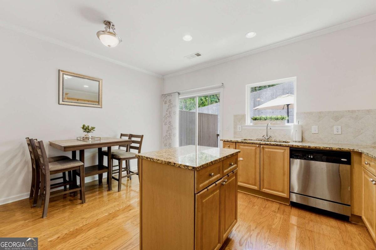 1524 Liberty Parkway Atlanta - Photo 7