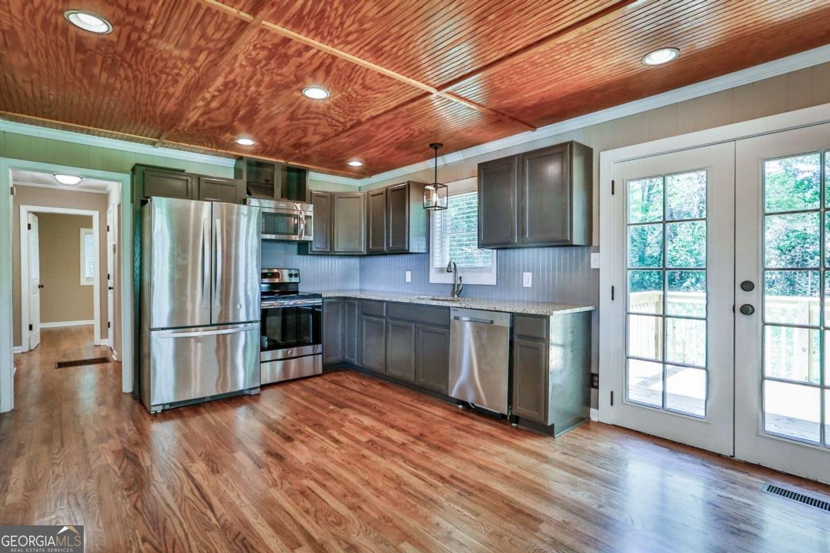 680 North Avenue Madison - Photo 10
