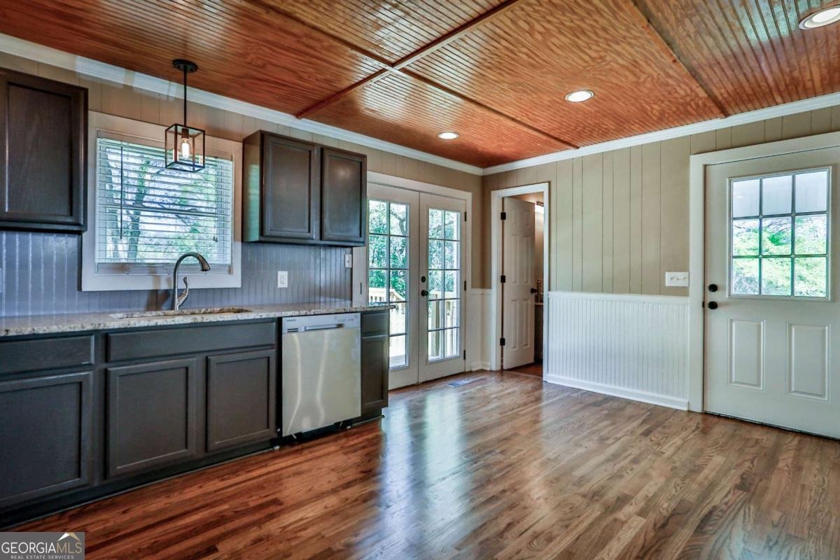 680 North Avenue Madison - Photo 9