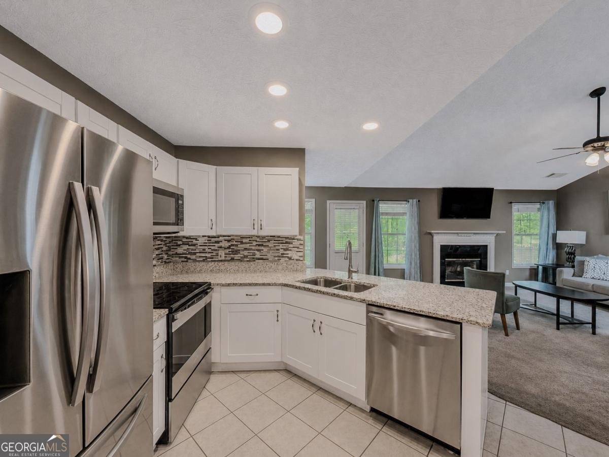 530 Flintlock Drive Dacula - Photo 12