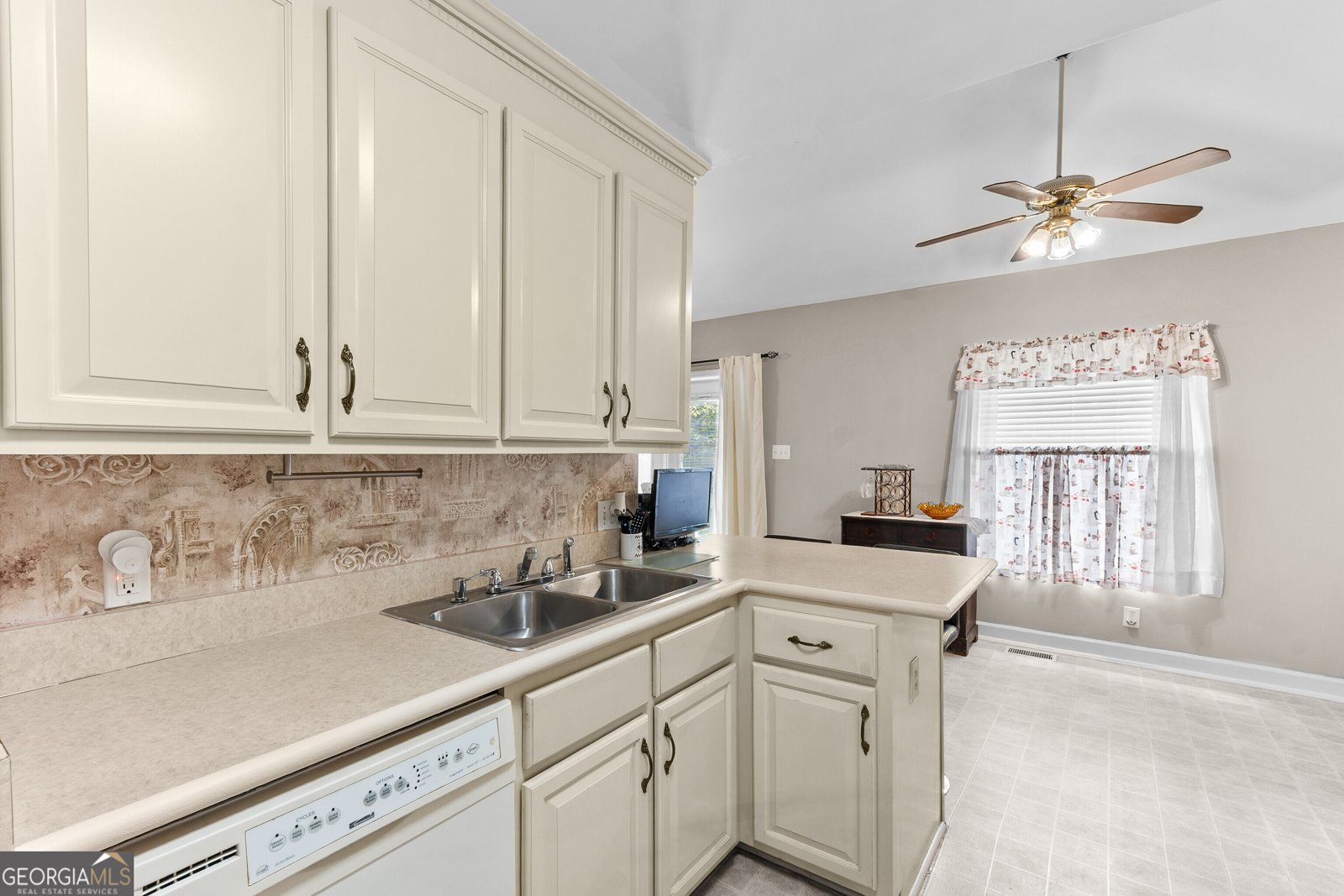 200 Autumn Trace Court Macon - Photo 17