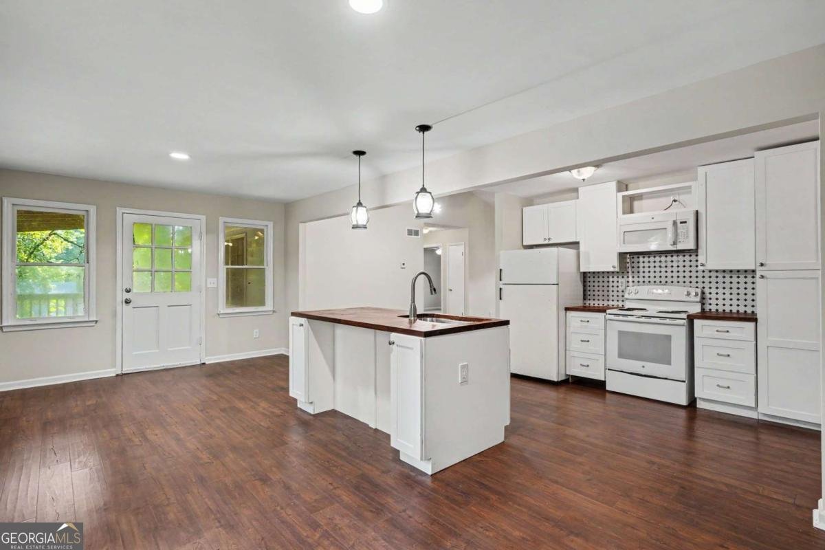 104 Chip Place Stockbridge - Photo 9